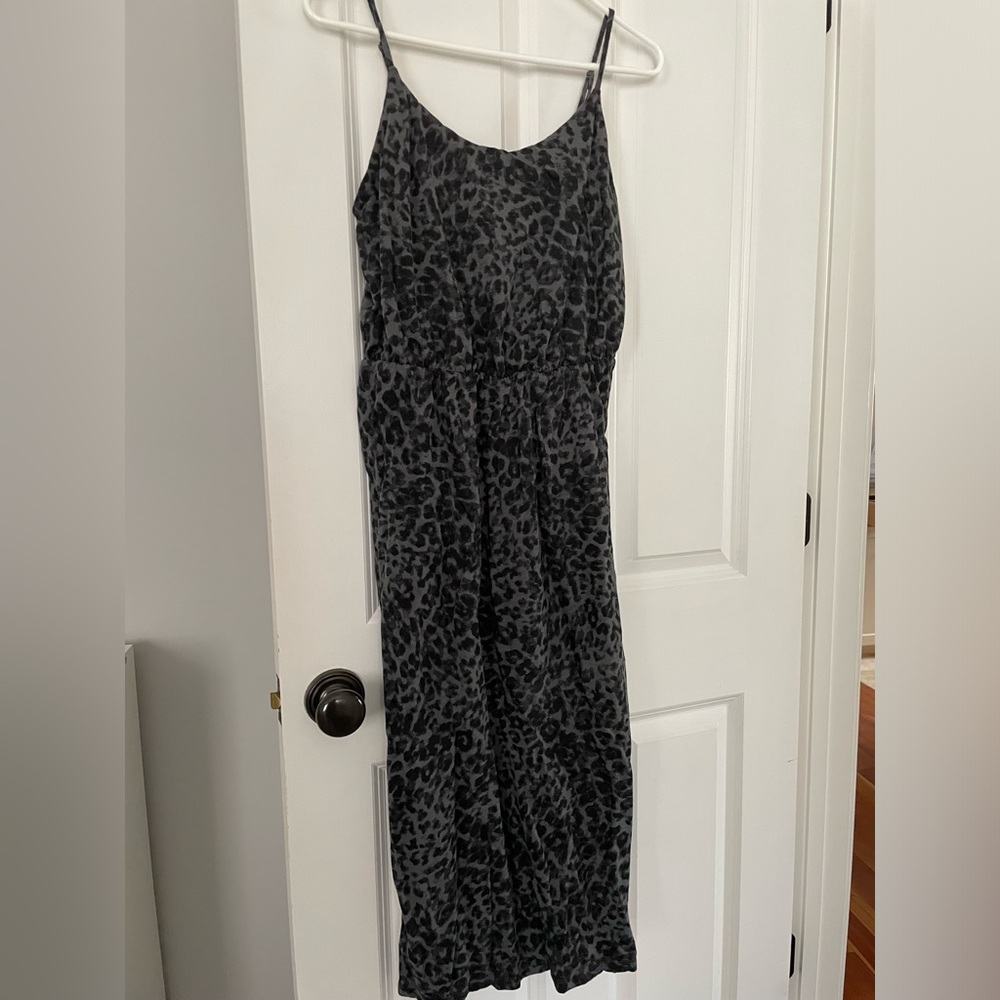 Old Navy leopard print maxi dress